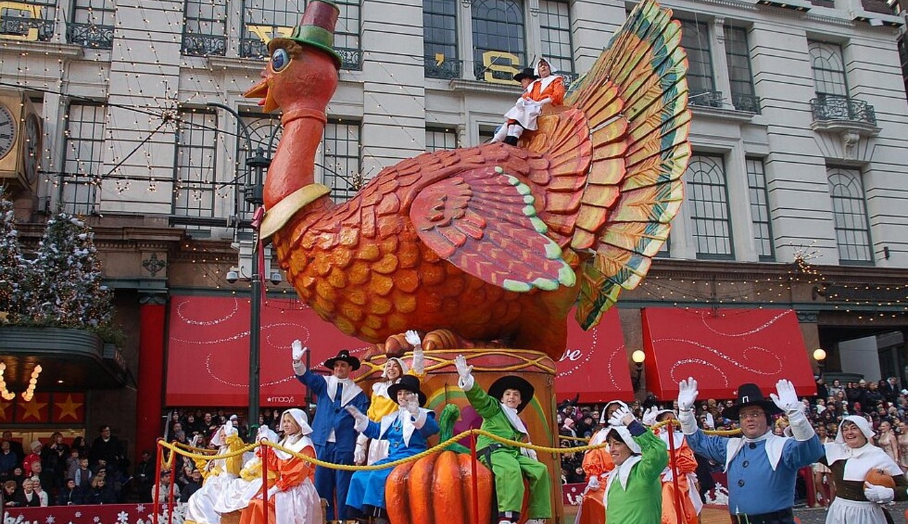 19 февраля праздник в сша. День Благодарения в США. Thanksgiving Day день Благодарения. День Благодарения в США праздники США. День Благодарения в США парад.