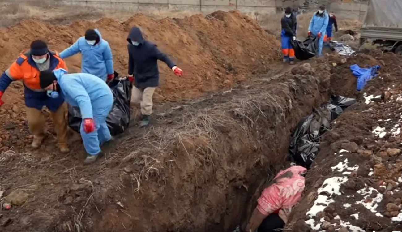 В Мариуполе убиты 1582 мирных, вынуждены хоронить в траншеях (ФОТО, ВИДЕО)  - Дім